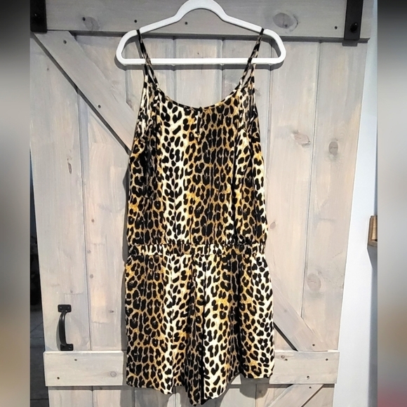 Loralette Leopard Print Spaghetti Strap Elastic Waist Romper Size 16 - Picture 2 of 9